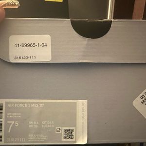 Size 7.5 men, Air Force 1 mid 07, brand new, never worn, never tried on, in box